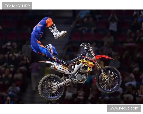 成都极限运动队与南京极限运动队赛后配合分析与战术反思